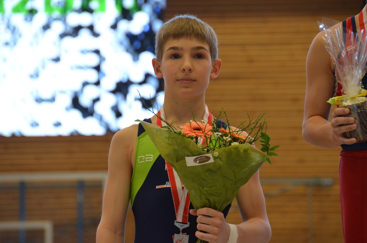 Schweizer Meisterschaften Kunstturnen Junioren, Mehrzweckhalle Lust, 18. und 19. Juni 2016 in Maienfeld